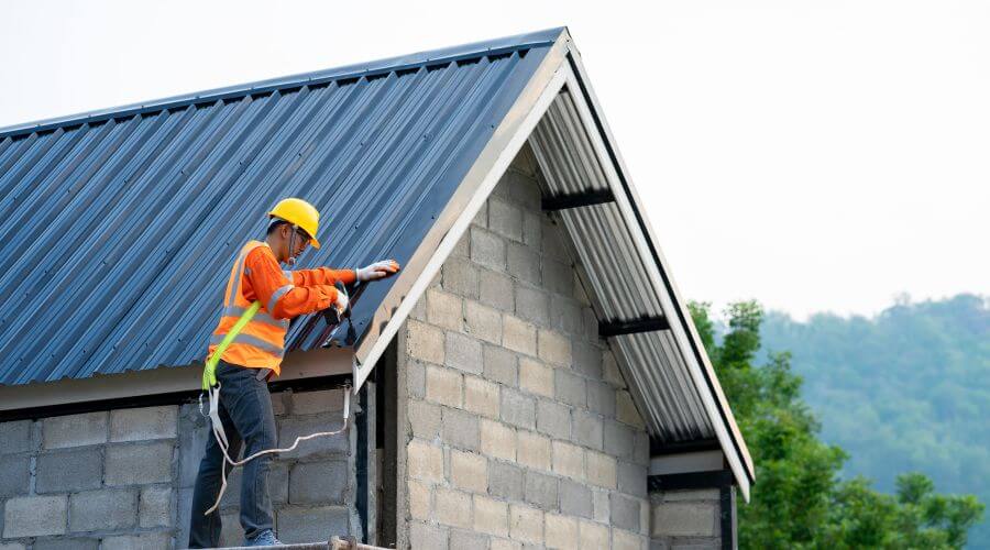 Expert Emergency Roof Repairs services in Danbury, NH